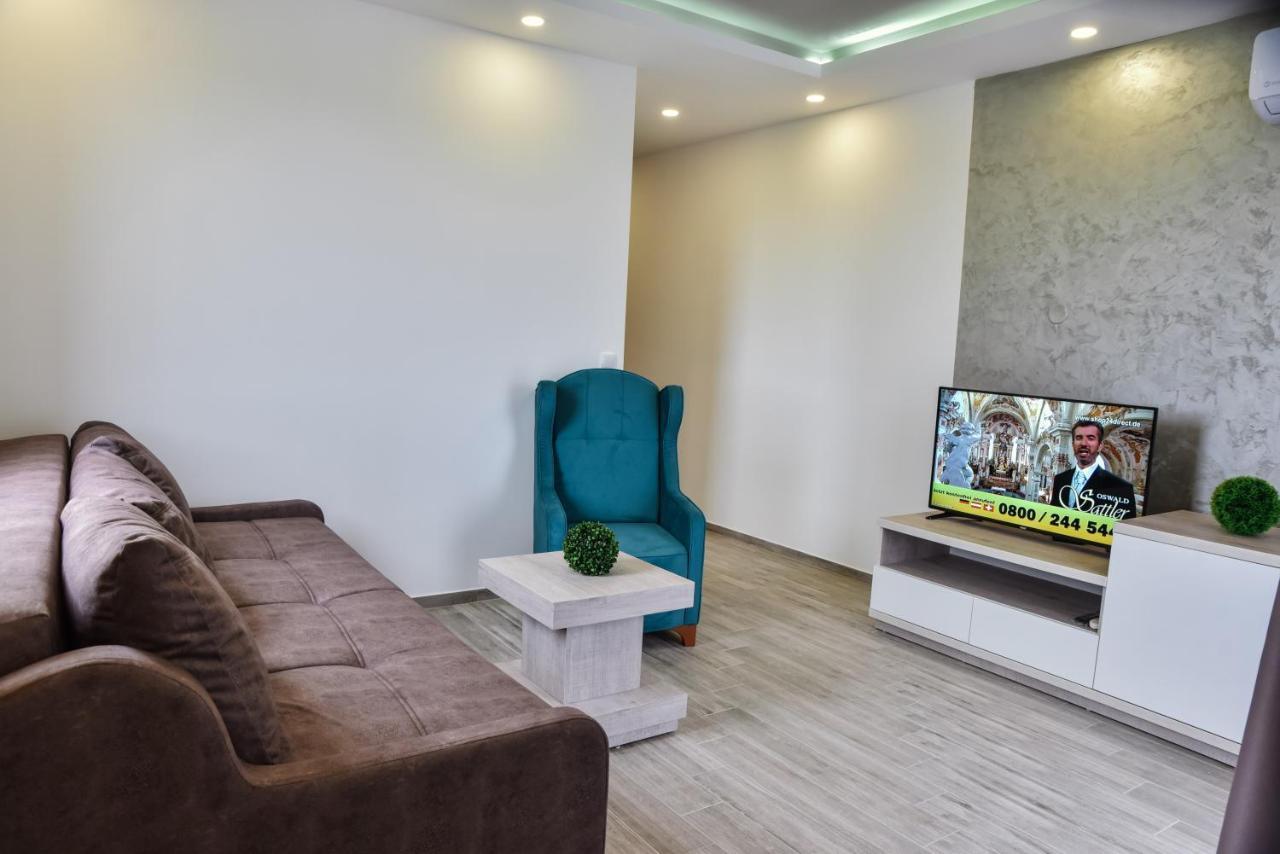 Heaven Lux Ulcinj Hotel Luaran gambar