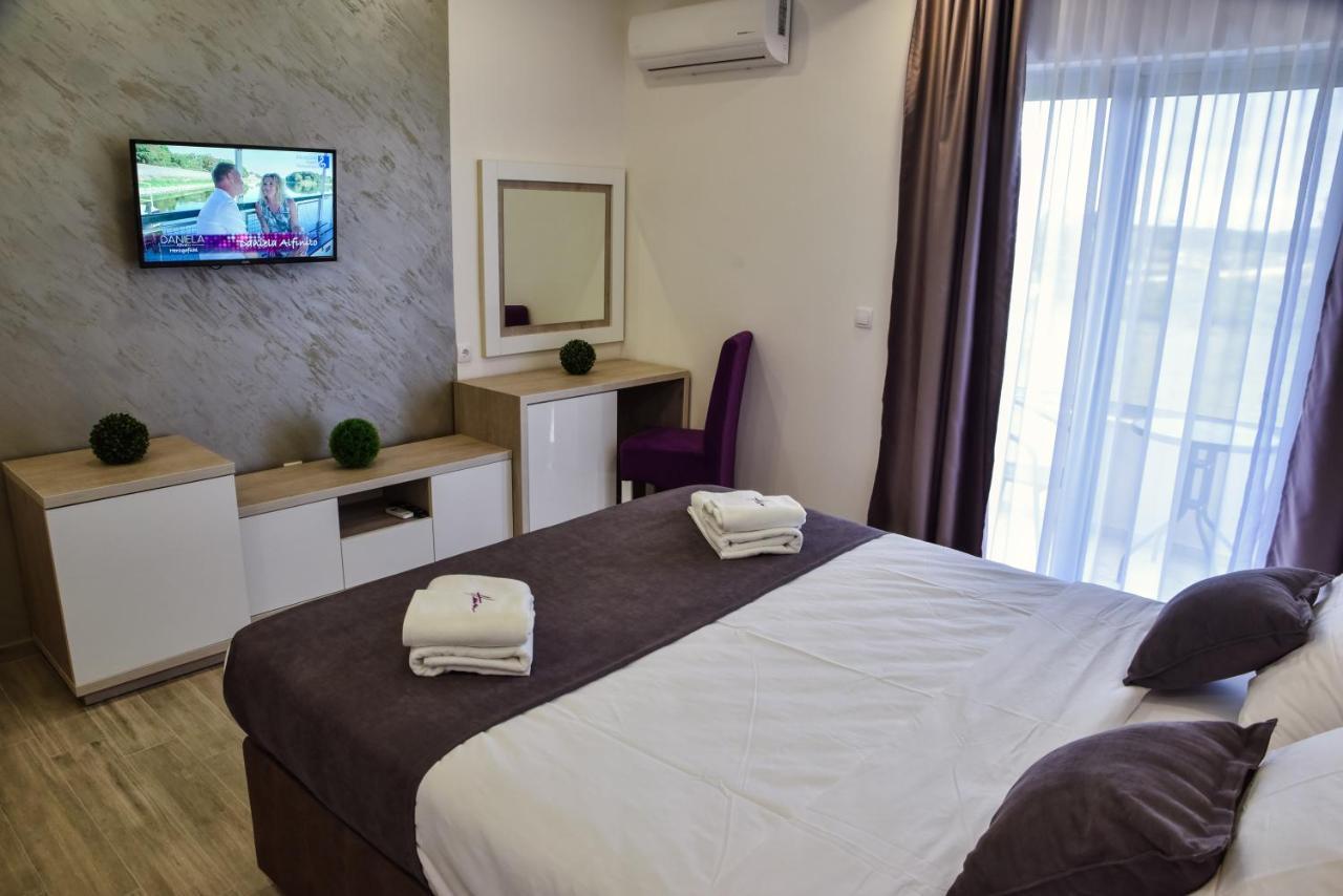 Heaven Lux Ulcinj Hotel Luaran gambar