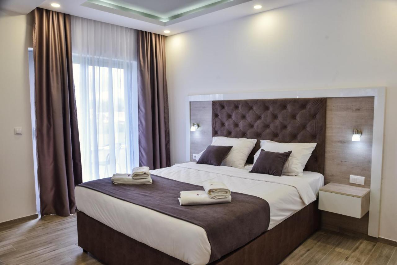 Heaven Lux Ulcinj Hotel Luaran gambar