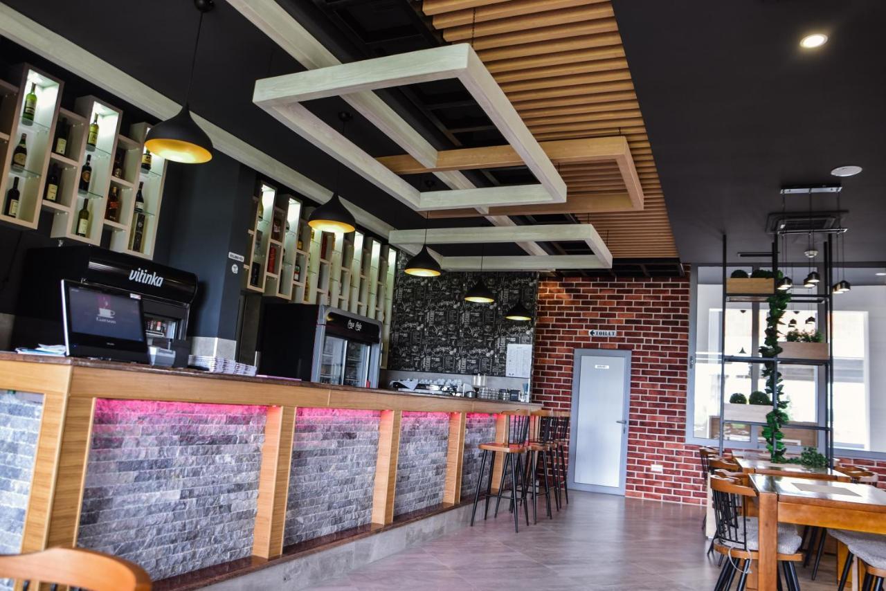 Heaven Lux Ulcinj Hotel Luaran gambar