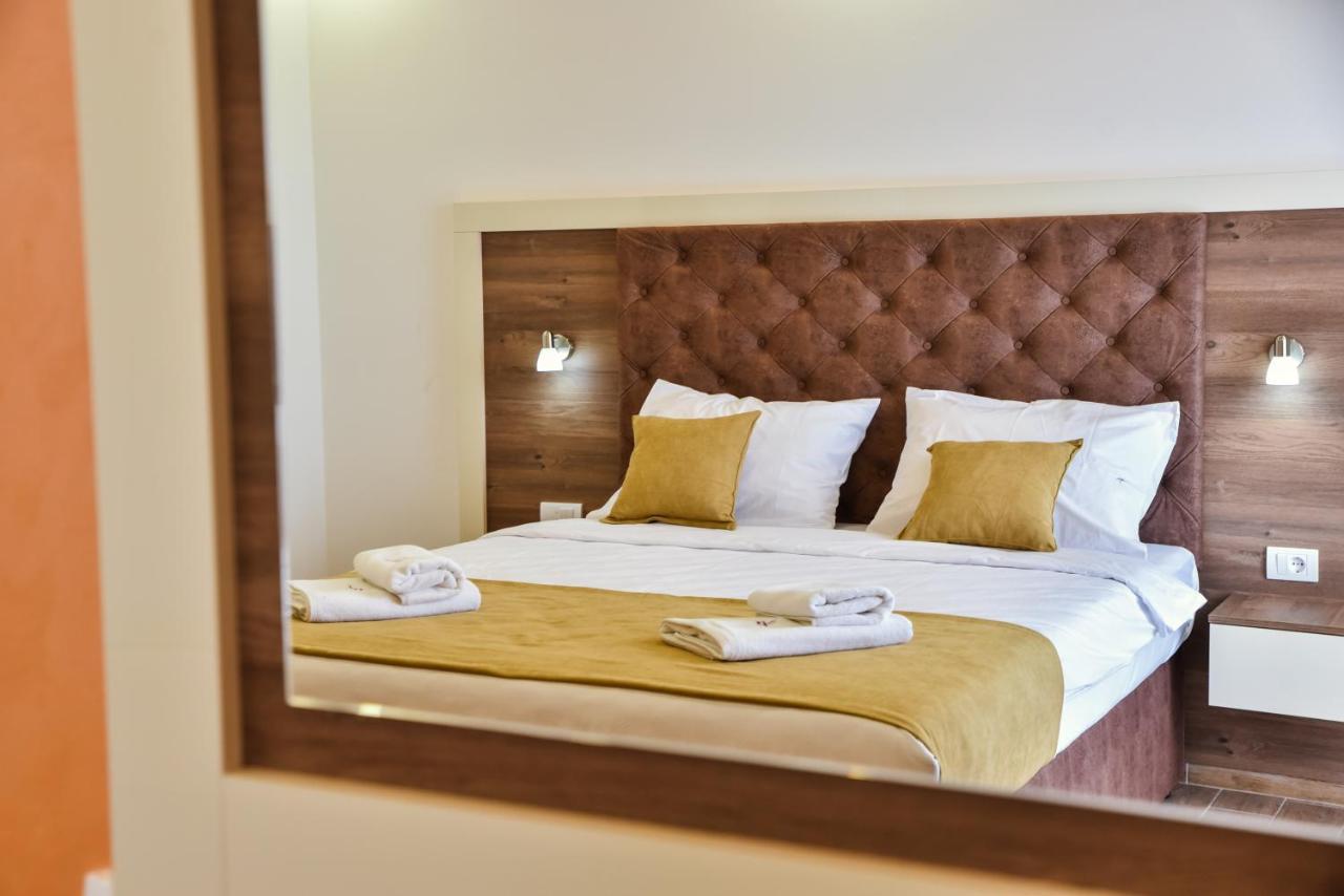 Heaven Lux Ulcinj Hotel Luaran gambar