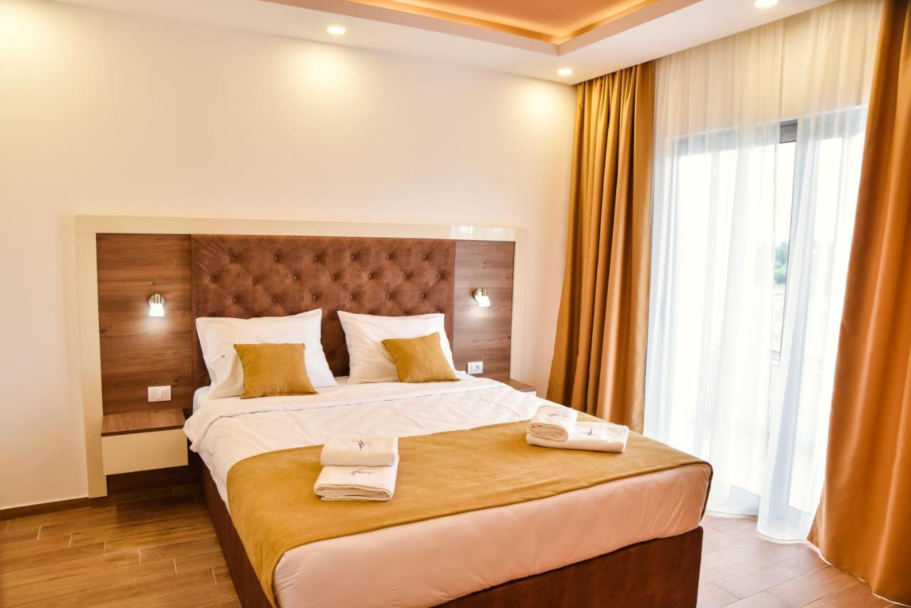 Heaven Lux Ulcinj Hotel Luaran gambar