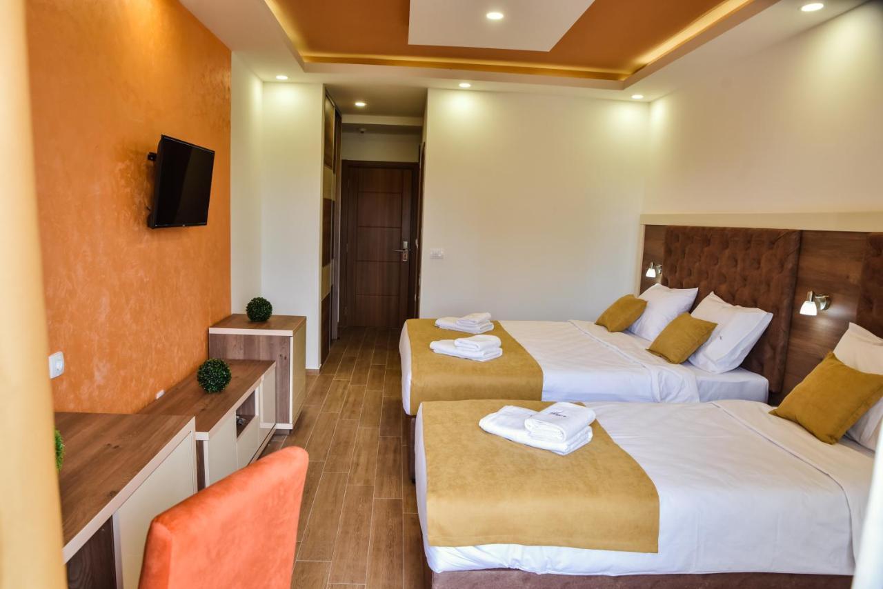 Heaven Lux Ulcinj Hotel Luaran gambar