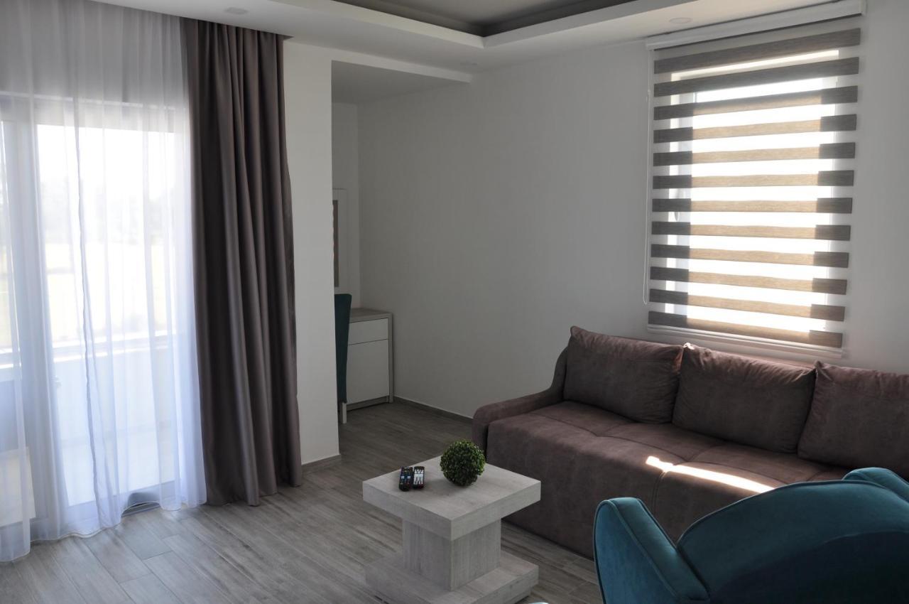 Heaven Lux Ulcinj Hotel Luaran gambar