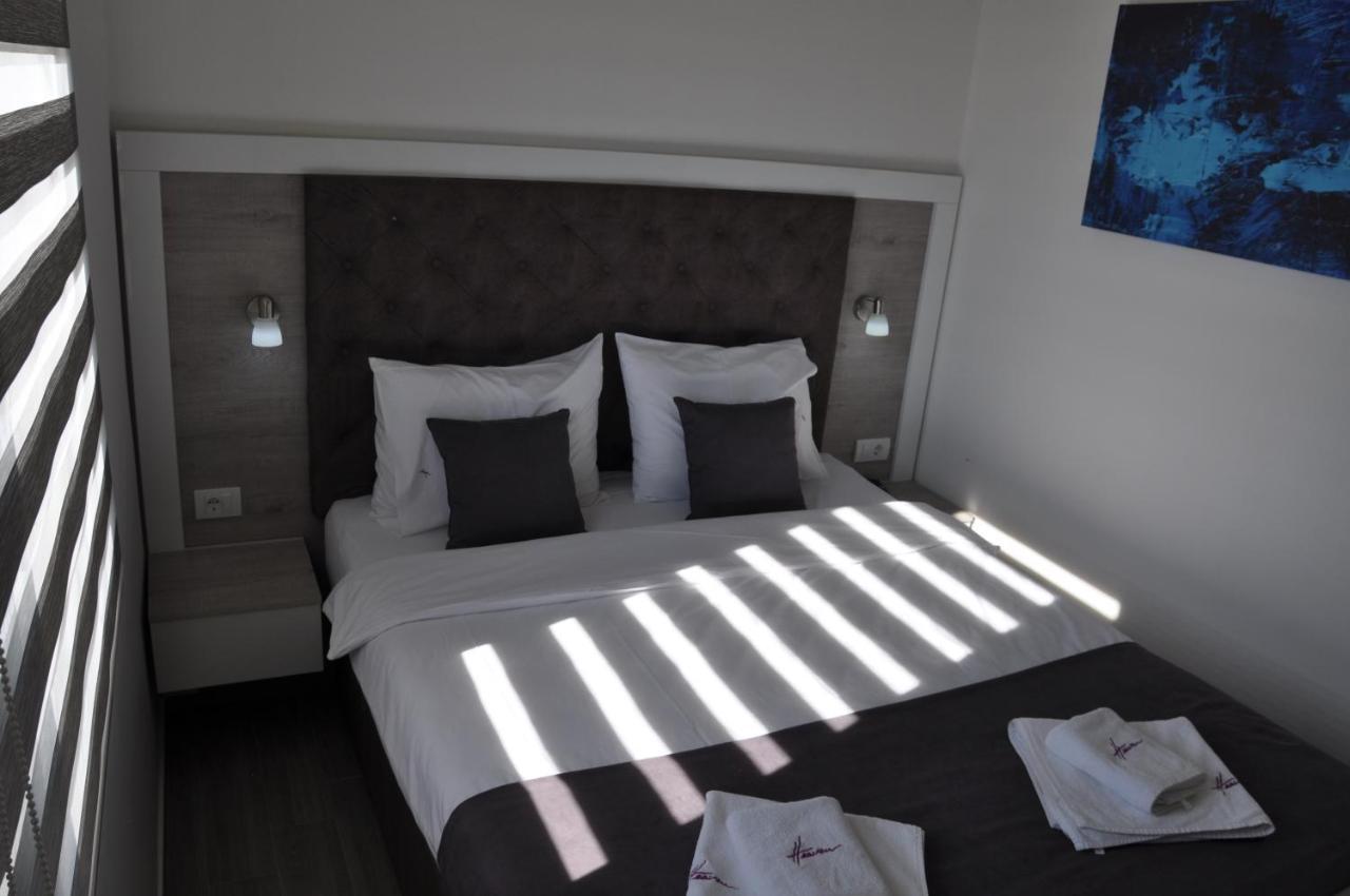 Heaven Lux Ulcinj Hotel Luaran gambar