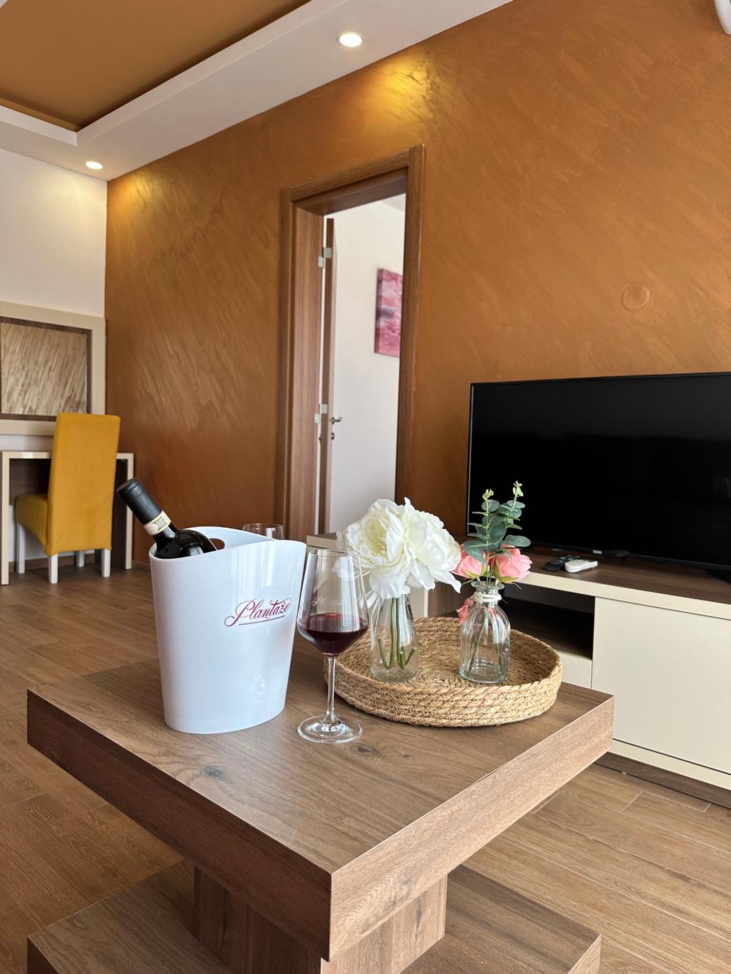 Heaven Lux Ulcinj Hotel Luaran gambar