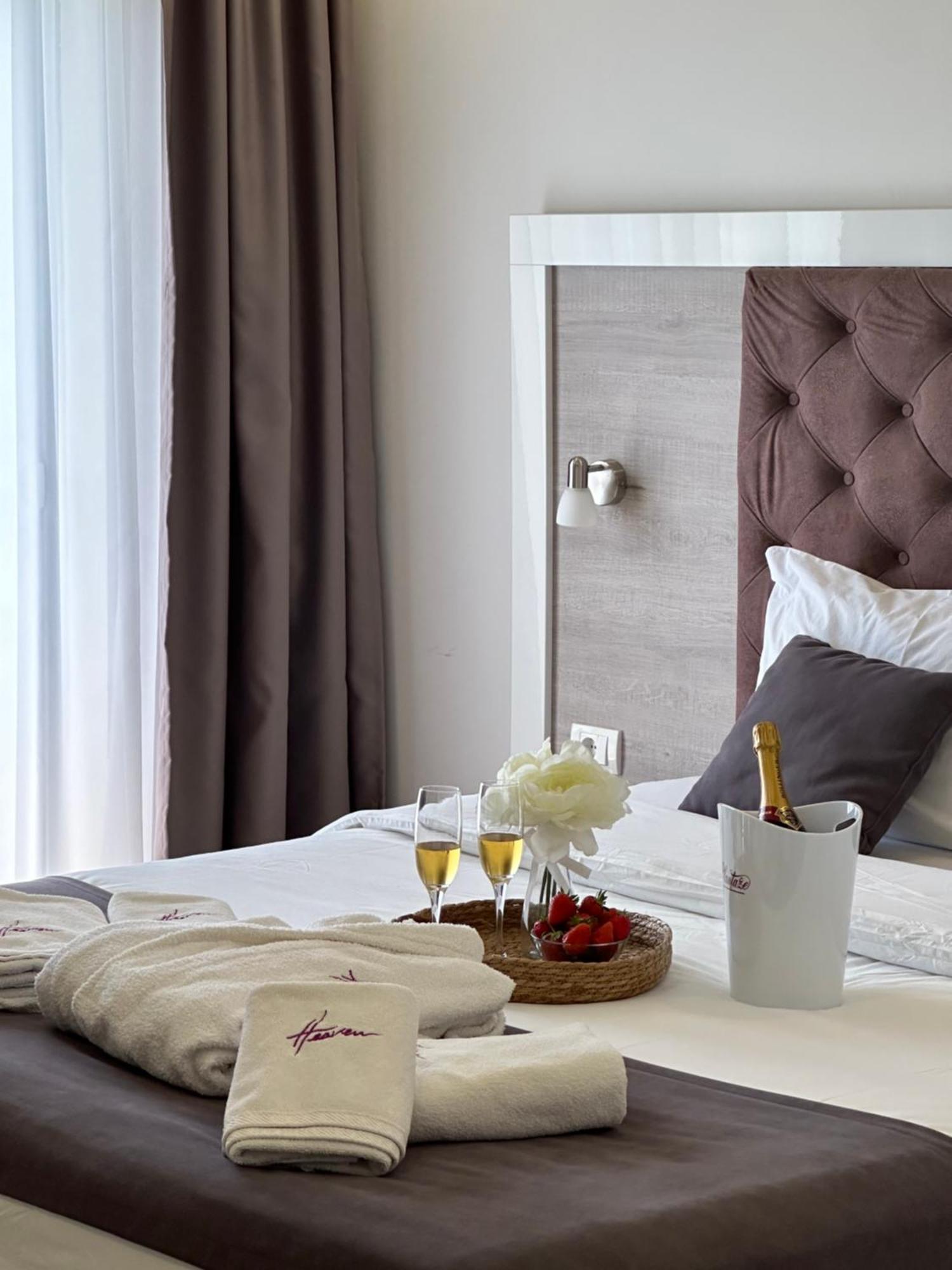 Heaven Lux Ulcinj Hotel Luaran gambar